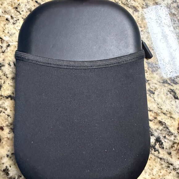 Bose QuietComfort 35 Series II QC35 Wireless Noise Cancelling Headphones Silver - Picture 7 of 7